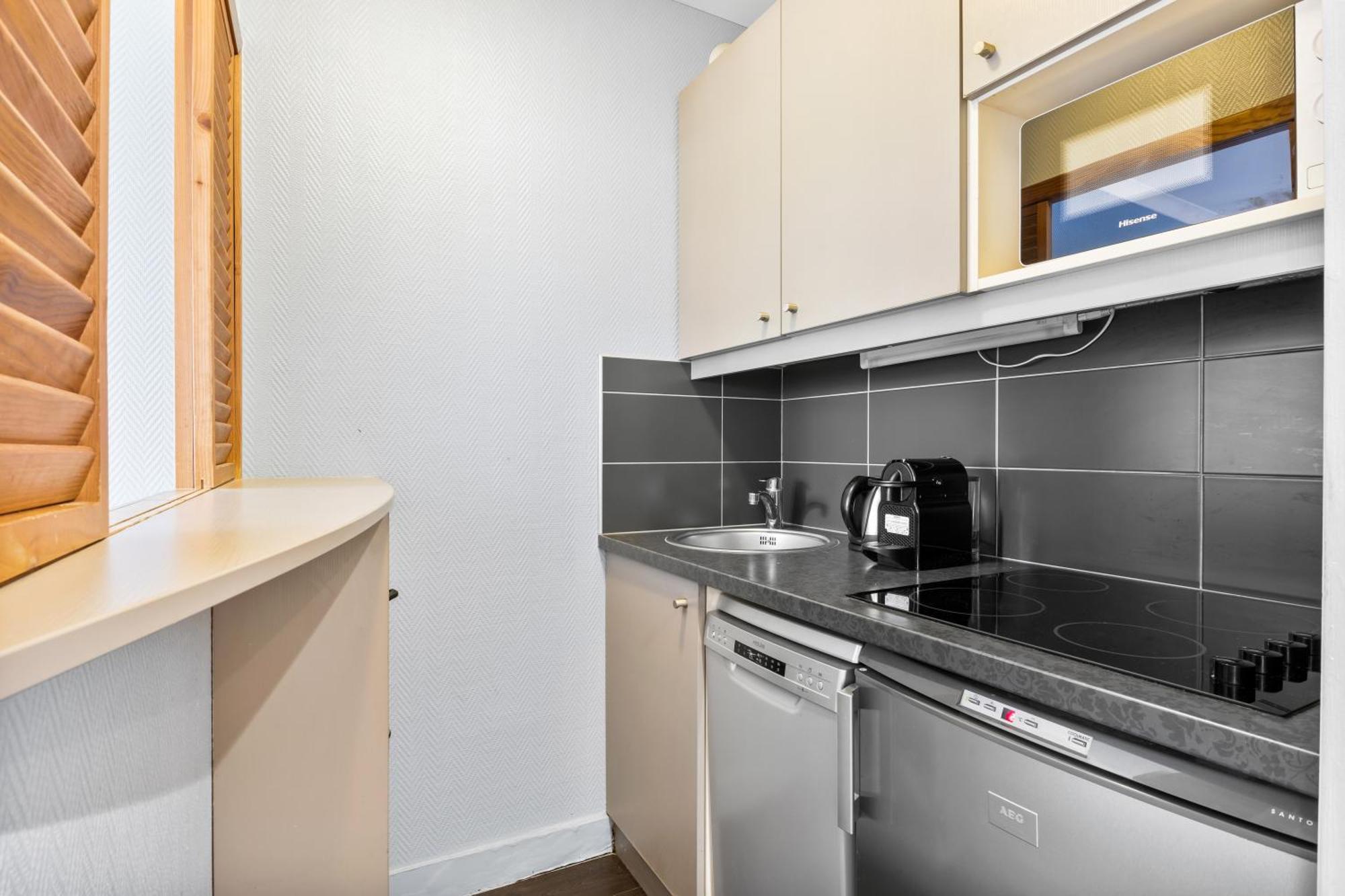 Grand Avec Balcon - Proche Parc Des Expo - Parking Privee Apartment Issy-les-Moulineaux